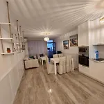 лукс аполония *